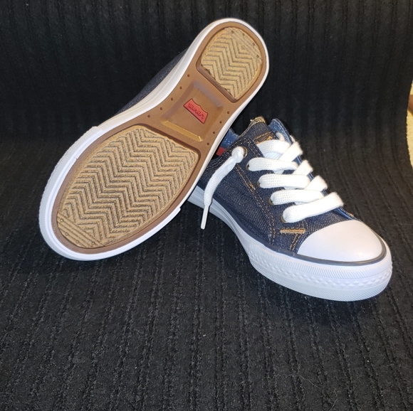NIB Levi's Girl's Stan G Denim Sneaker with Comfort Insole Size 2 - Picture 9 of 9